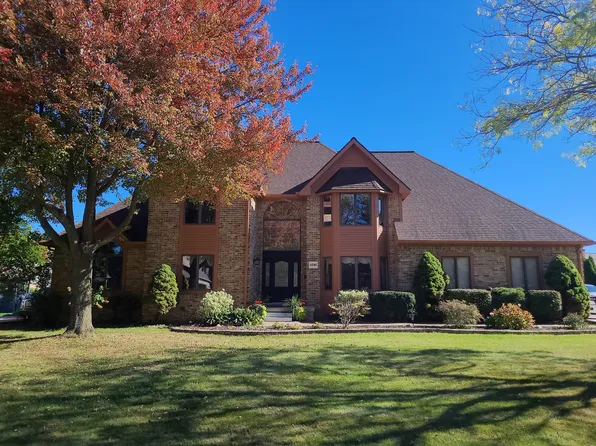 11545 Kings Knight Cir, Grand Blanc, MI 48439