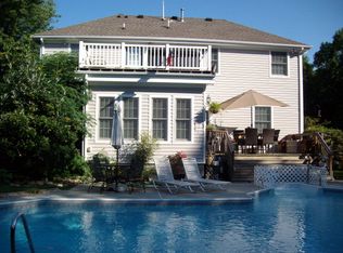 112 Carotauk Dr, Currituck, NC 27929