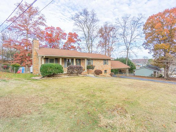5th image of 865 Mansion Hill Cir NE