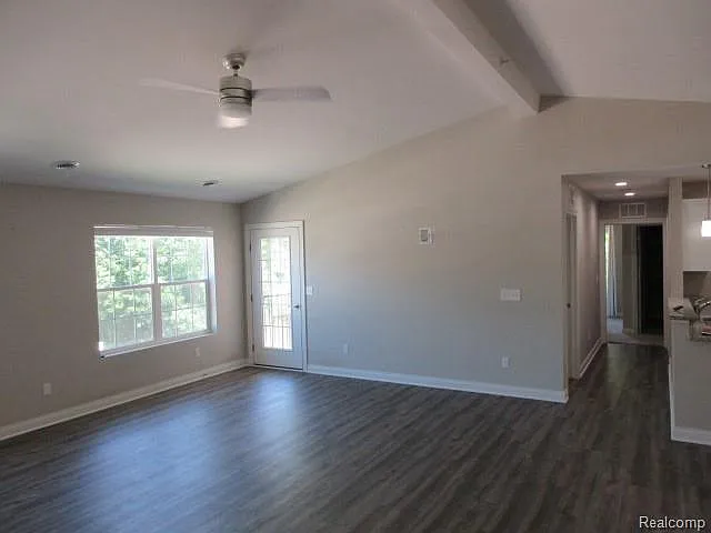 891 Watercress Ln — Photo 6