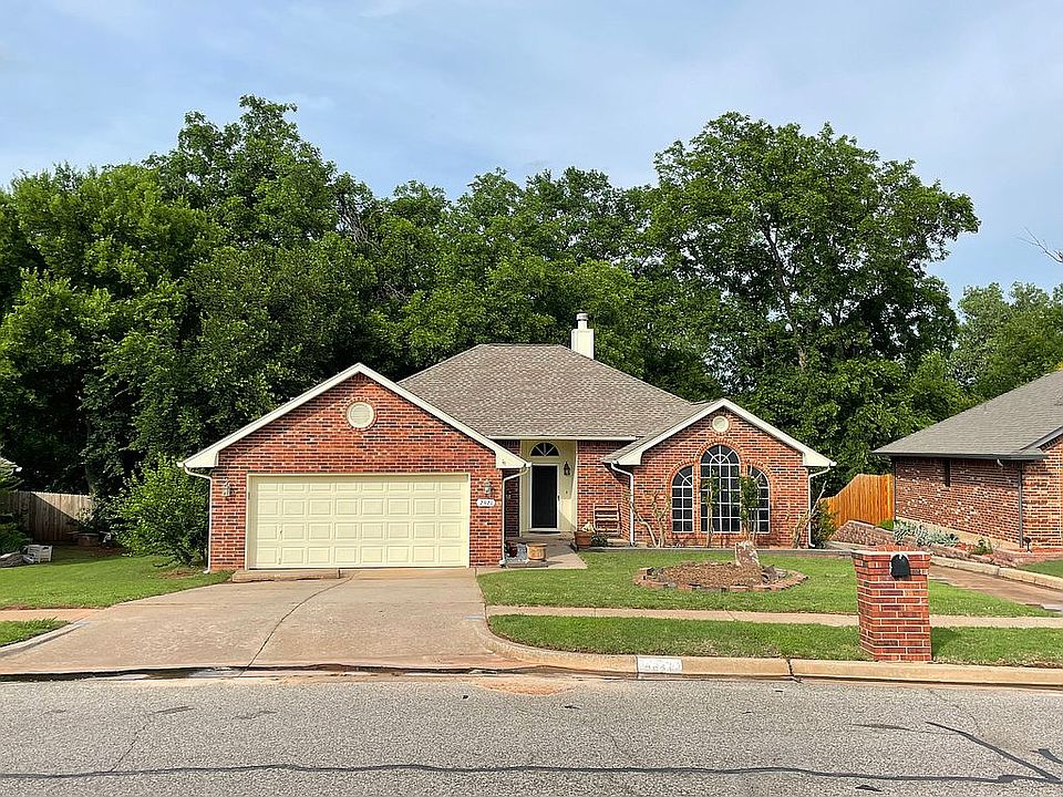1st image of 2921 Weymouth Way