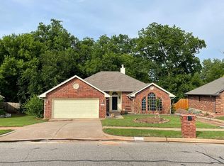 2921 Weymouth Way, Norman, OK 73071