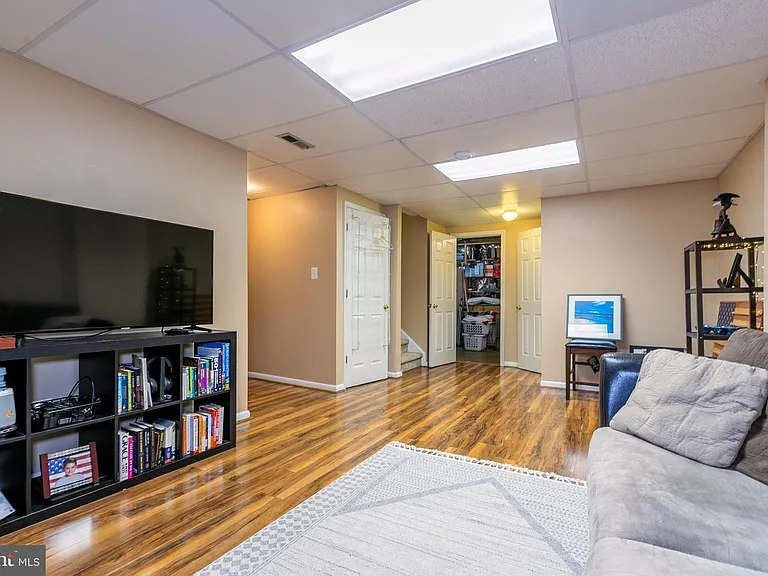 13662 Barren Springs Ct — Photo 59
