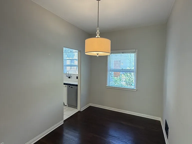 1047 S Orange Grove Ave #1 — Photo 9