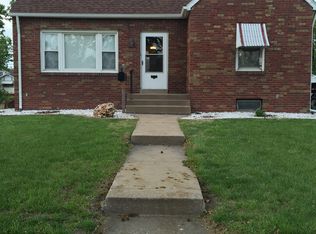 1801 5th St, Madison, IL 62060