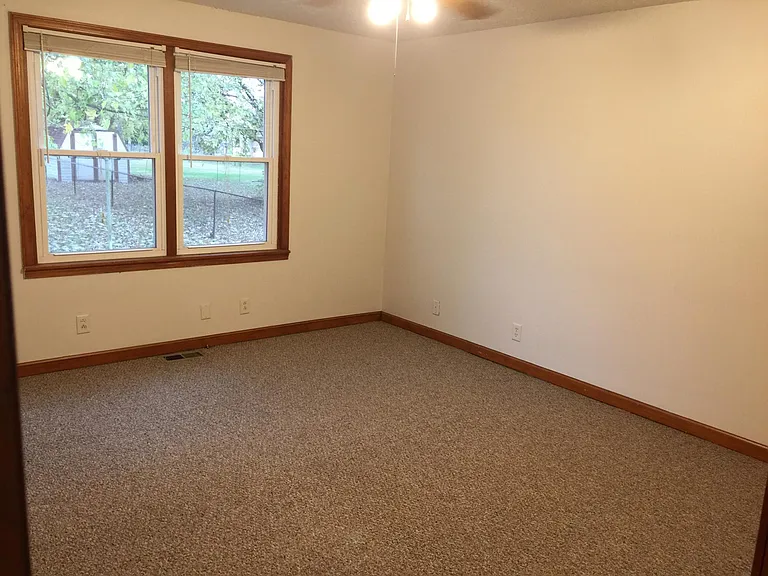 1750 Josephine St — Photo 8