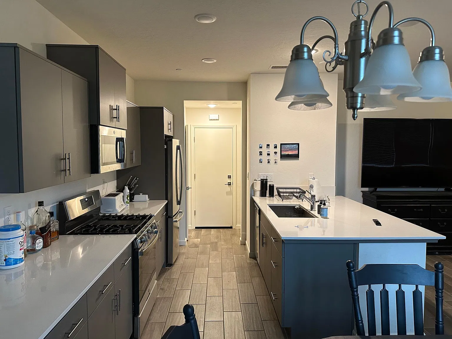 2597 Commonwood Ln — Photo 3