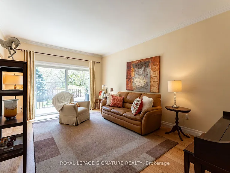 641 Balliol St — Photo 14