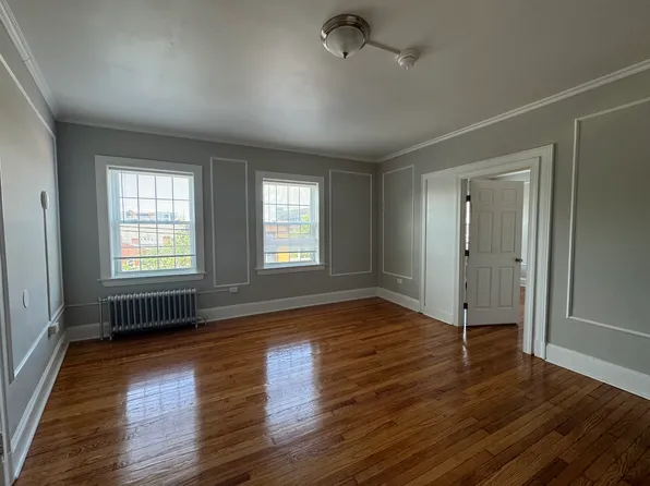 1175 Chapel St, New Haven, CT