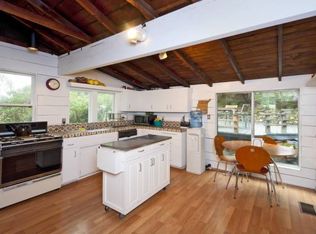 2112 Ewing St, Los Angeles, CA 90039