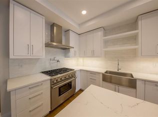 210 Bloomfield St, Hoboken, NJ 07030