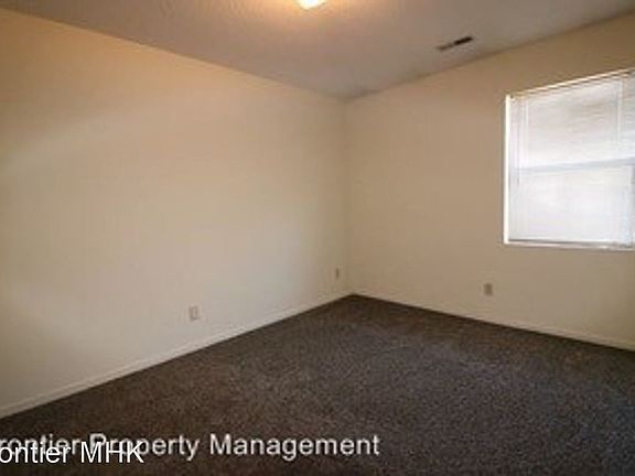 5th image of 1852 Anderson Ave