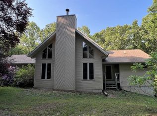 3564 N Valencia Trl, La Porte, IN 46350