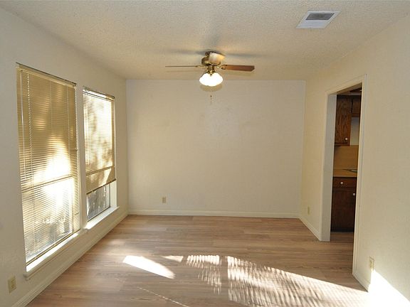 4th image of 8414 Fathom Cir #B
