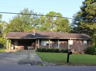 213 N Foster Dr, Tupelo, MS 38801