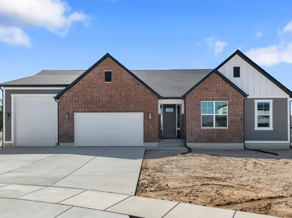 3027 W 2600 N, Clinton, UT 84015