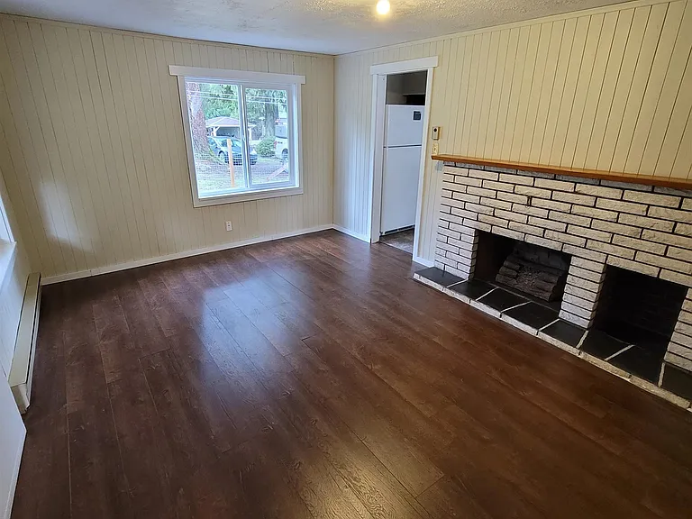 27369 Bell Ave — Photo 4