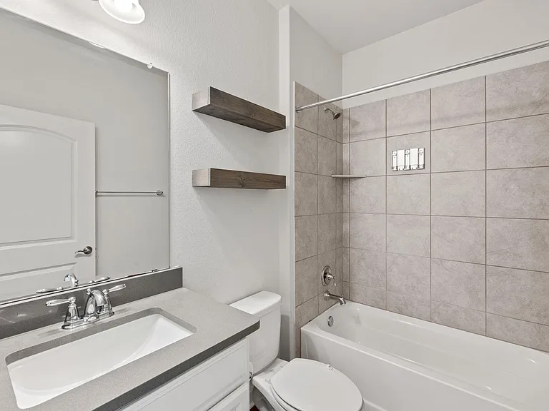 138 Fern Dr — Photo 10