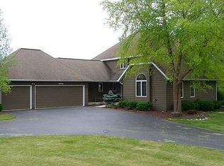 W5895 Pheasant Ln, Plymouth, WI 53073