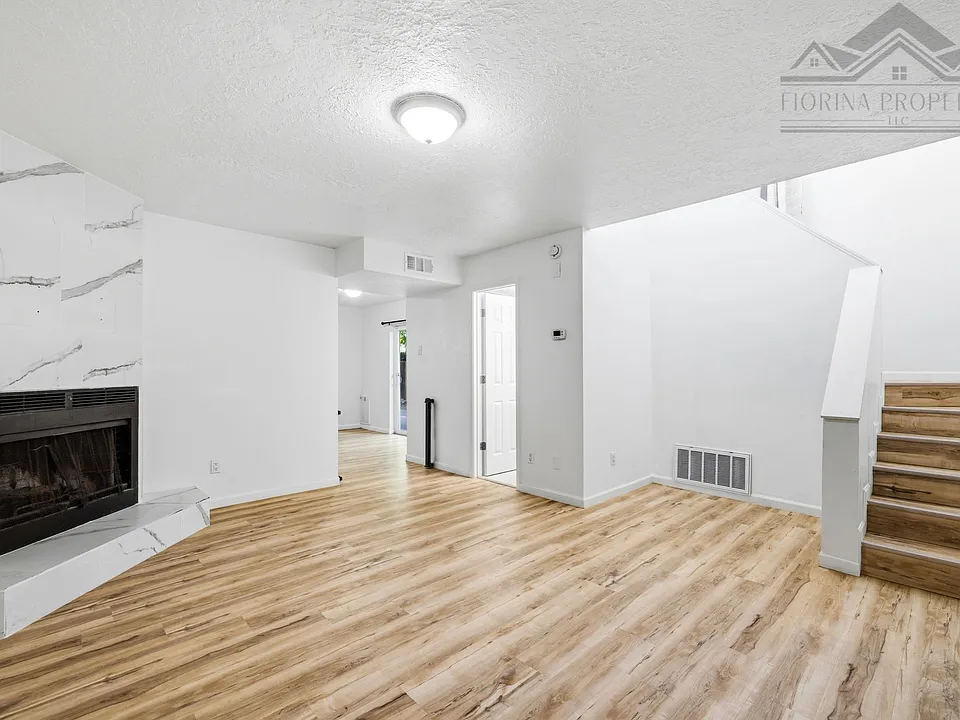 1468 Acequia Borrada W