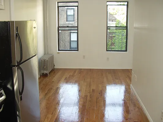 Rented by Elinor Taasa, LREB | media 37