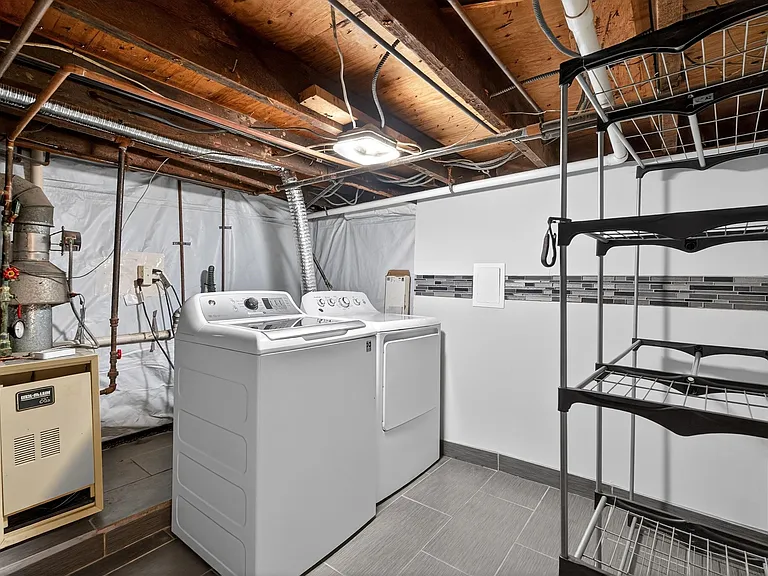 104 McAdoo Ave — Photo 25