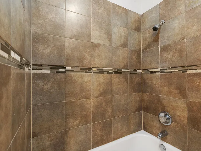 4728 Avenue R 1/2 — Photo 12
