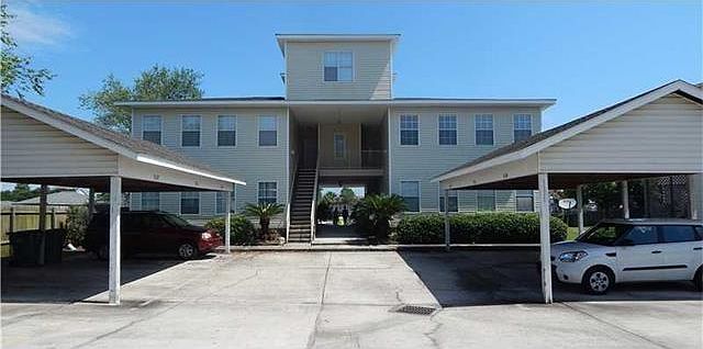 1st image of 820 Marina Dr APT 304