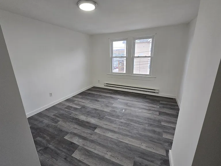 1136 Luzerne St #1136 — Photo 19