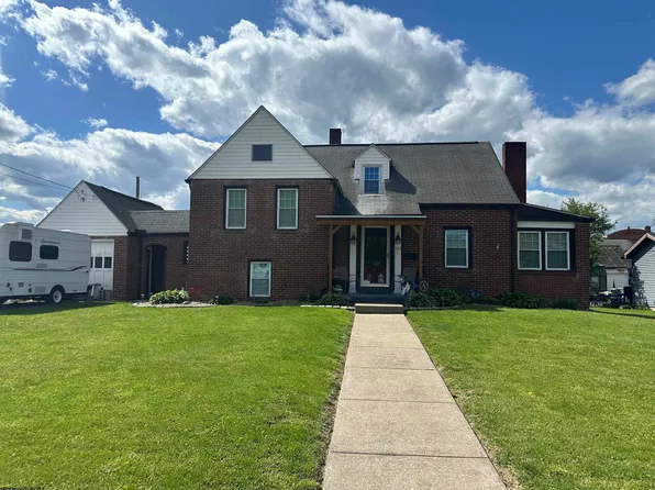 323 Court Ave, Weston, WV 26452