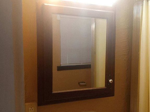 2nd image of 310 S Graham Ave #3