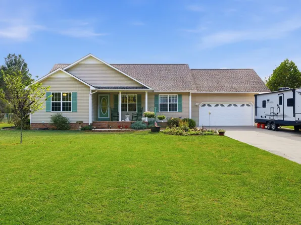 1608 Parker Rd, Manchester, TN 37355