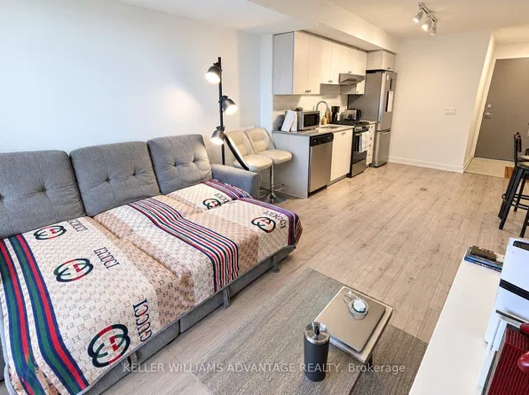 10 Wilby Cres #515, Toronto, ON M9N 0B6