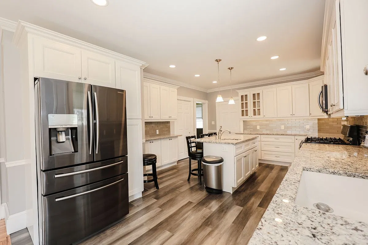 2 bed, 2.0 bath, 1594 sqft, $2,800 — Photo 4