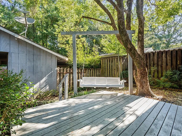 6637 Jackson Sq #B2 — Photo 18