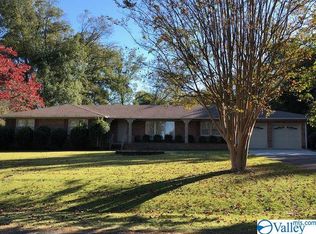 1002 Dellwood Rd SE, Huntsville, AL 35802