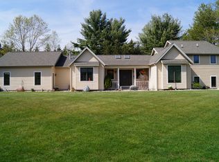 5820 Lake Harbor Rd, Muskegon, MI 49441