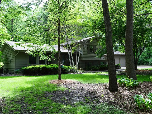 2nd image of 1007 Wildwood Ct