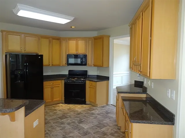 3222 Thornecreek Dr — Photo 2