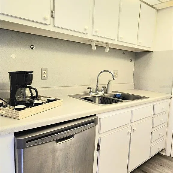 3249 Beneva Rd #204 — Photo 39