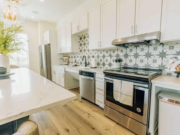 Hackney House Apartments