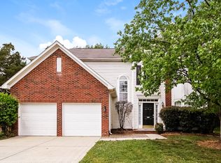 8936 Coppermine Ln, Charlotte, NC 28269
