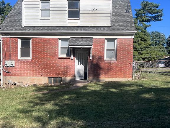 2nd image of 312 Juniper St NW