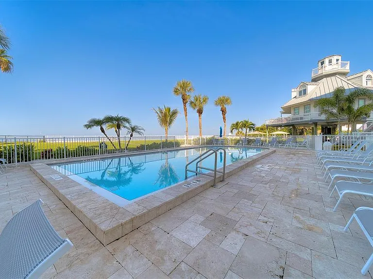 17980 Gulf Blvd #402 — Photo 45