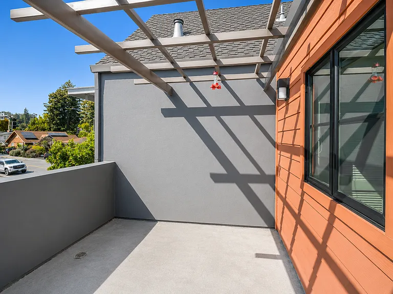 Upscale Westside Living! Spacious 2BD/2BA Above Copal Restaurant — Photo 25