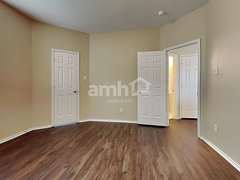 1003 Utopia Ln — Photo 21