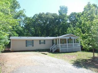 303 Forest Ln, Starr, SC 29684