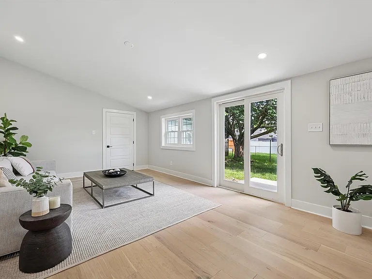 3 Wilmer Ave — Photo 22