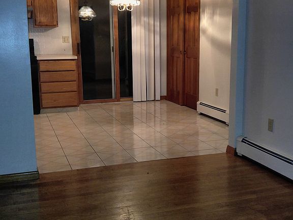 3rd image of 39 Nilsen Ave #Duplex