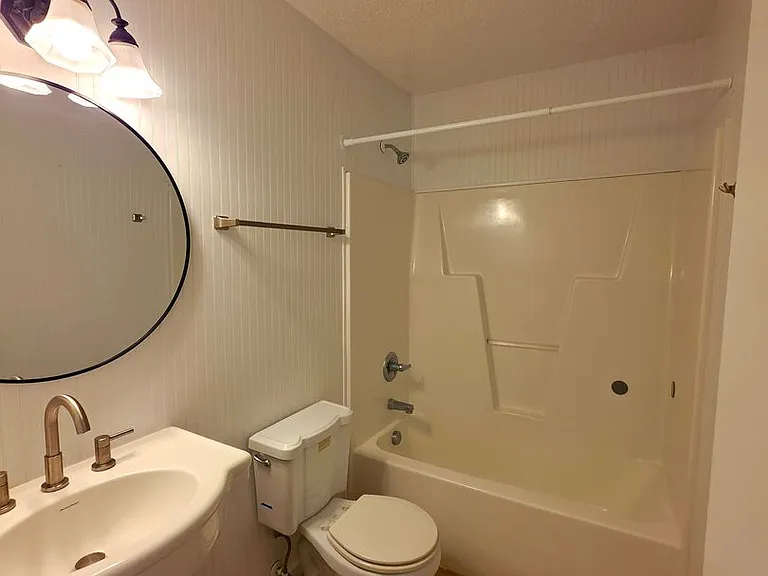 452 High Hill Rd — Photo 15